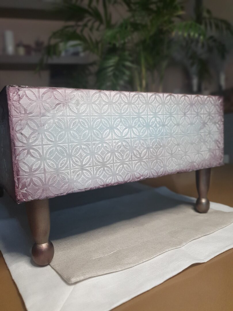 Caja de vino alterada