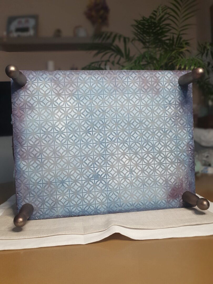 Caja de vino alterada