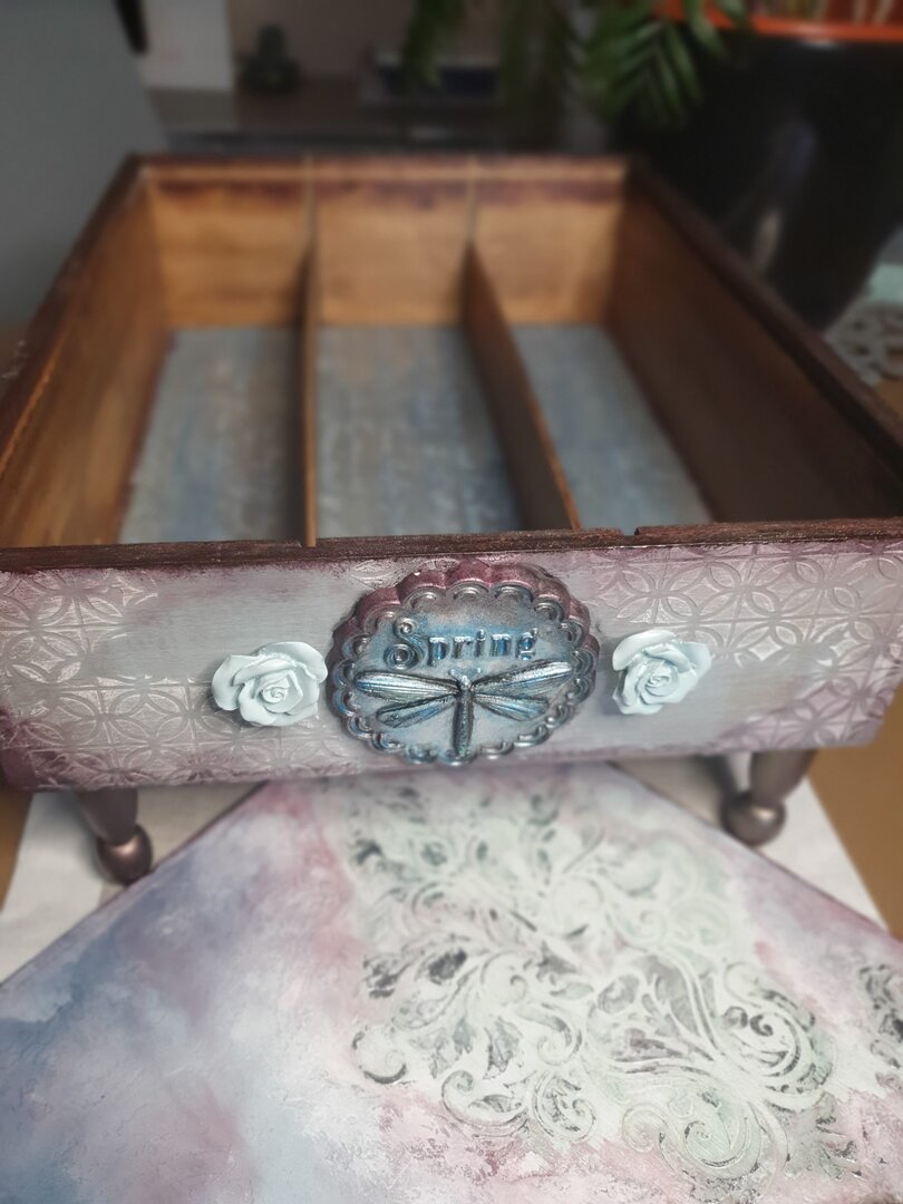 Caja de vino alterada